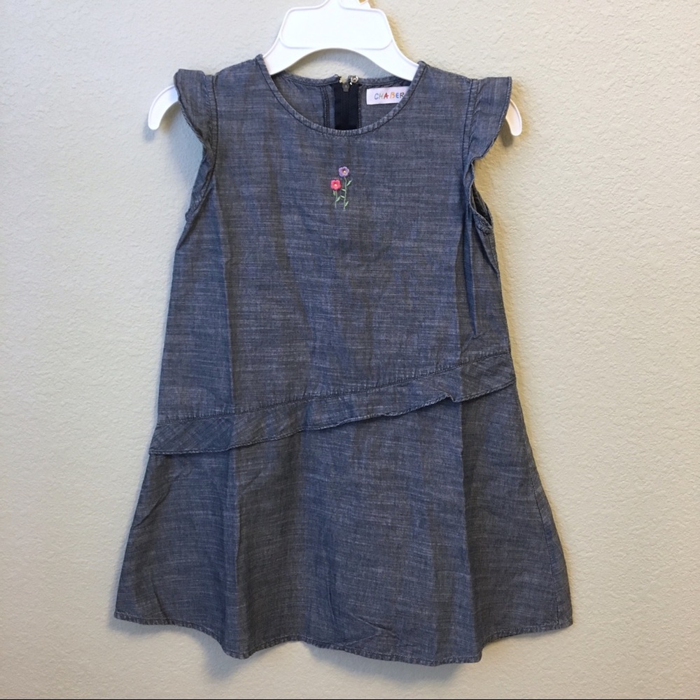 Chaber Jean Dress w/ Flower Embroidery